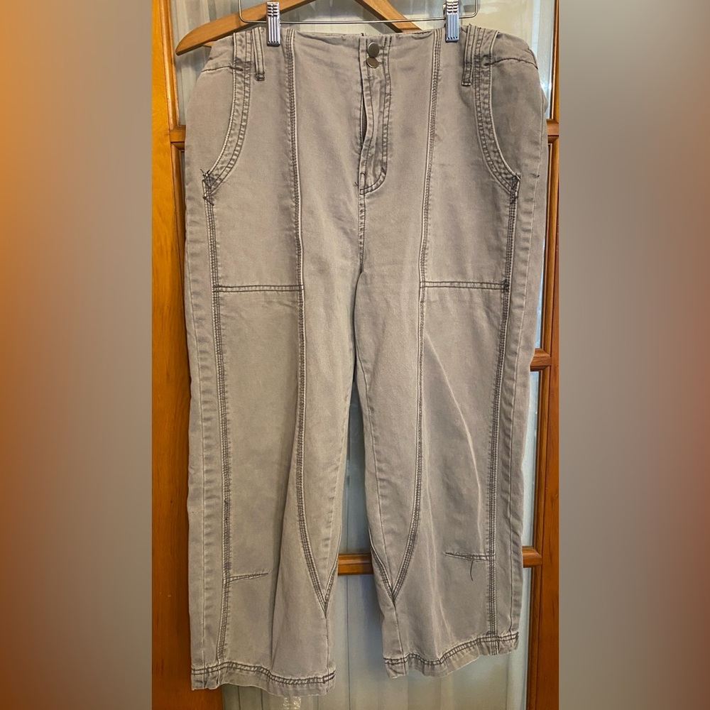 Oli & Hali Boho Balloon Wide Leg Cropped Grey Cargo Pants. XL